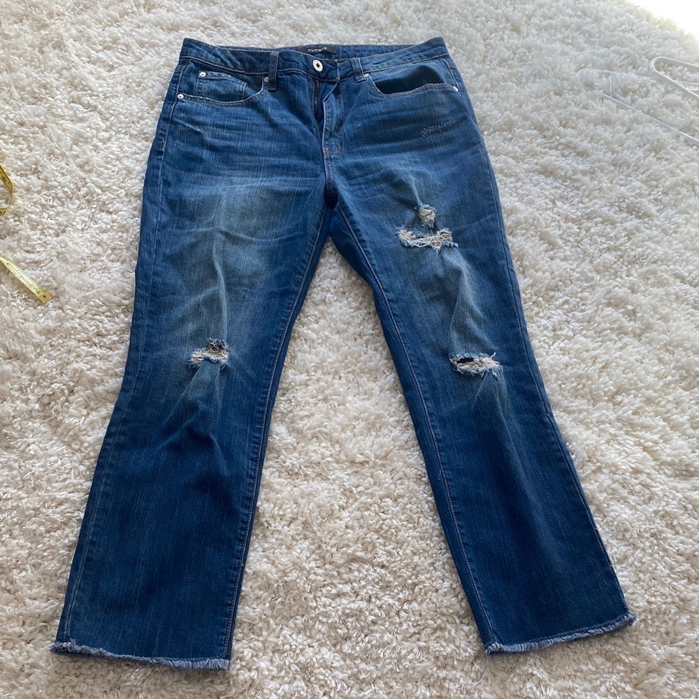 Numero Distressed Blue Jeans EUC size 29 purchased from Macys